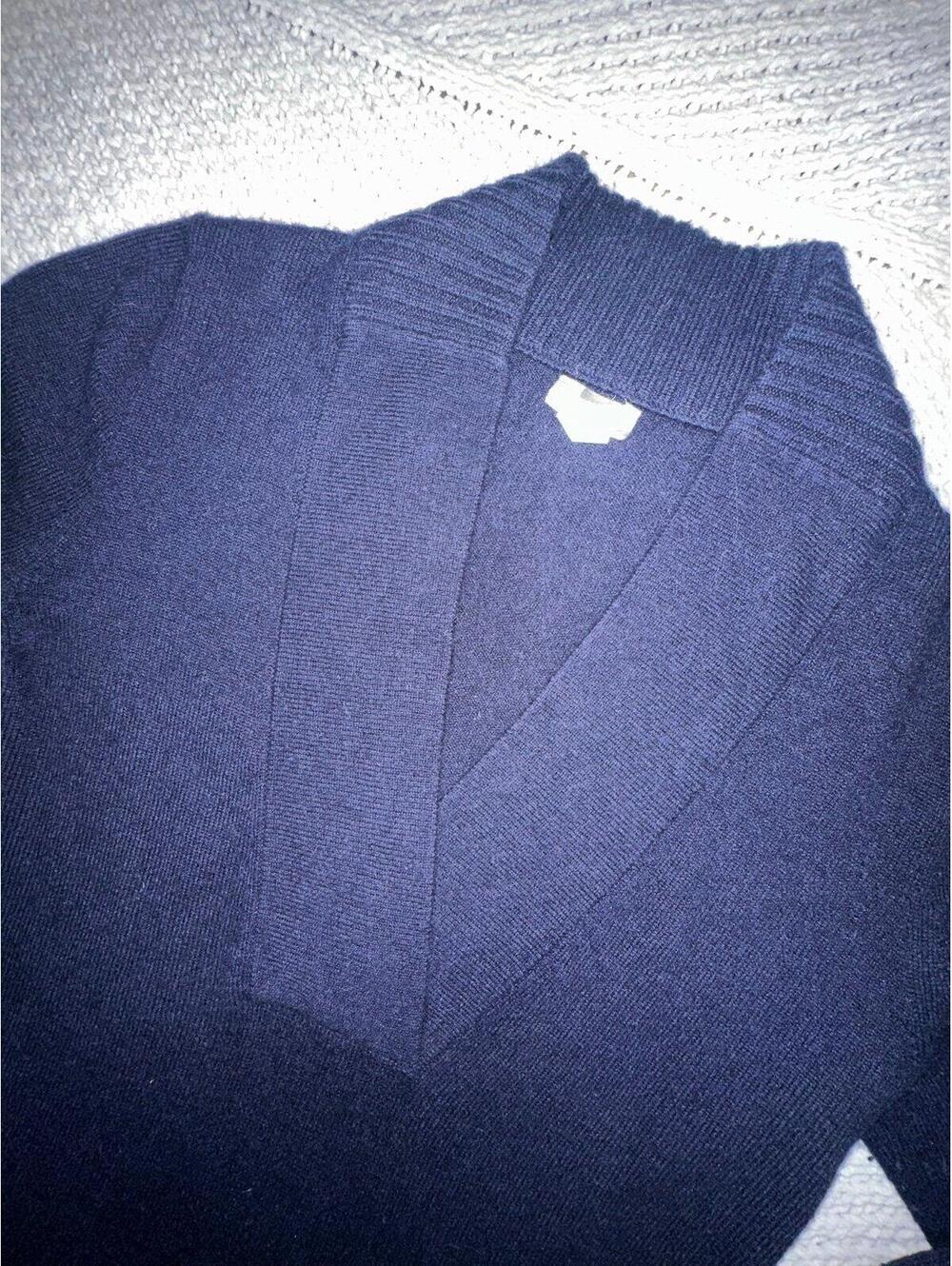 J Crew Cashmere Women’s Sweater Navy Blue Low Cut Size Medium